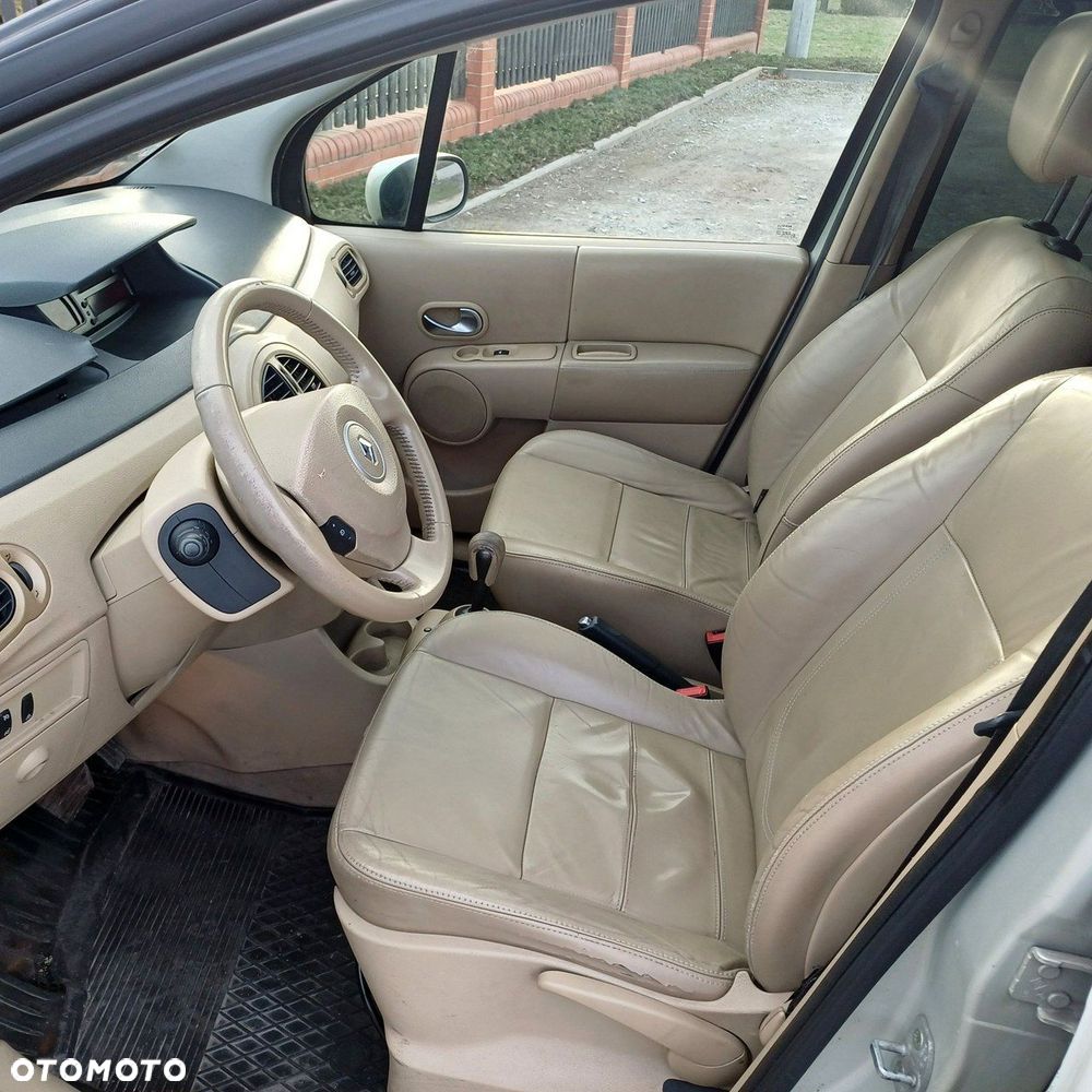 Renault Modus - 5