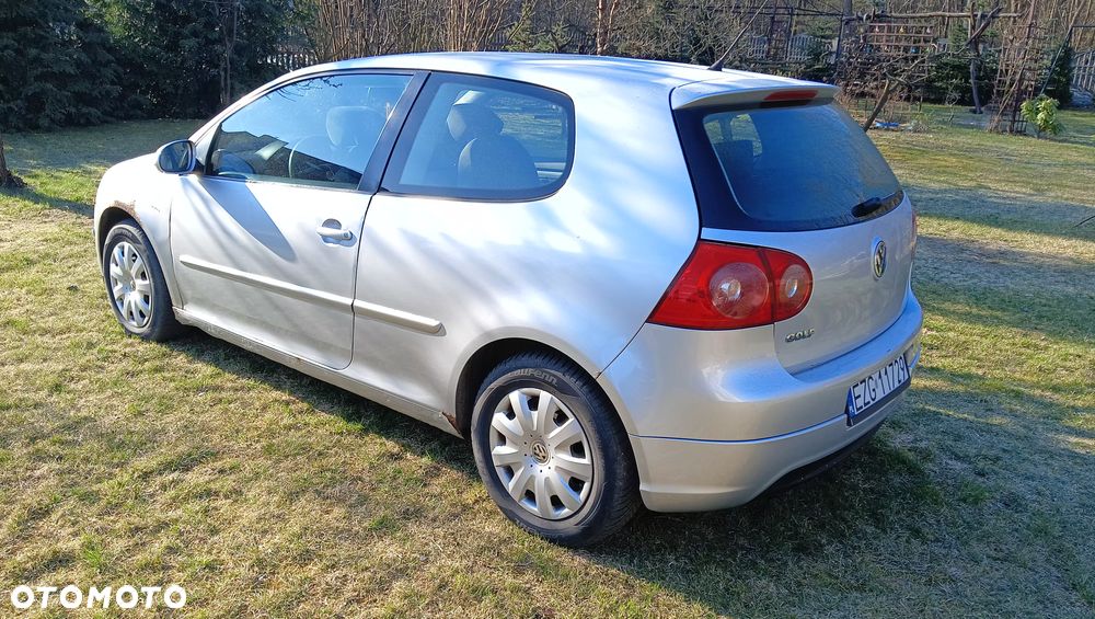 Volkswagen Golf 1.9 TDI Comfortline - 3