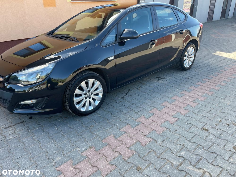 Opel Astra 1.6 Active EU6