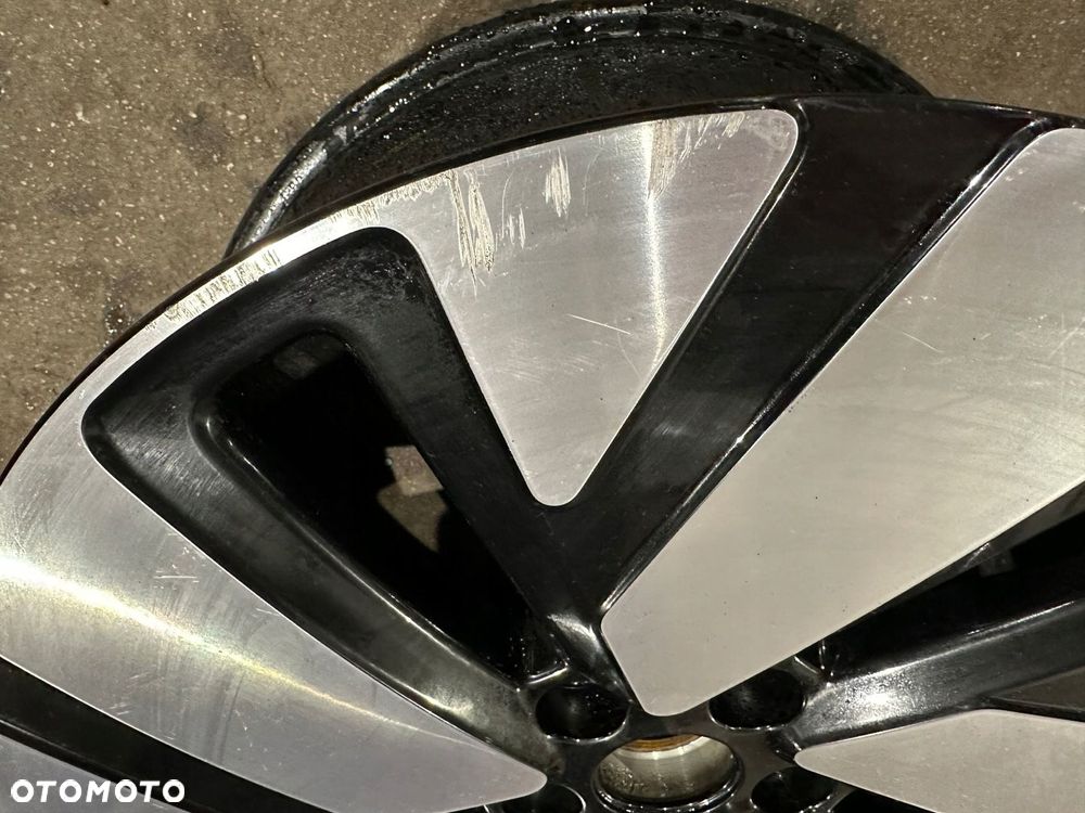 VW ID BUZZ 5X112 19 9J ET58 1SZT 1T3601025J - 3