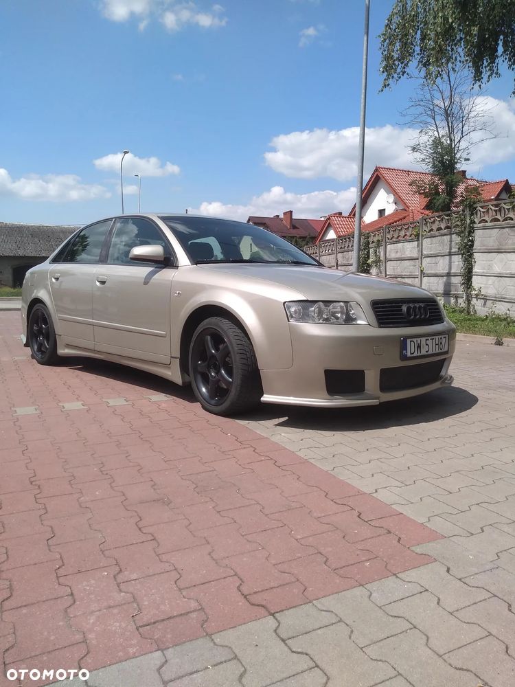 Audi A4 Limousine 2 - 1