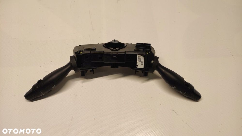 WŁĄCZNIK PRZEŁĄCZNIK ZESPOLONY MANETKI HYUNDAI TUCSON II 15-18 93403-D3950 - 4