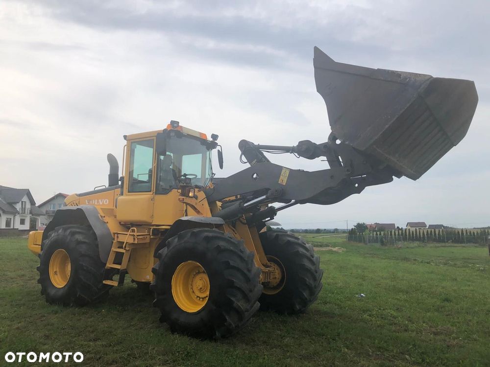 Volvo L120E - 28