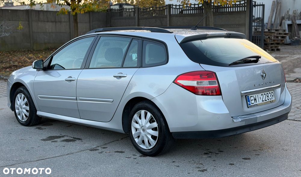 Renault Laguna - 5