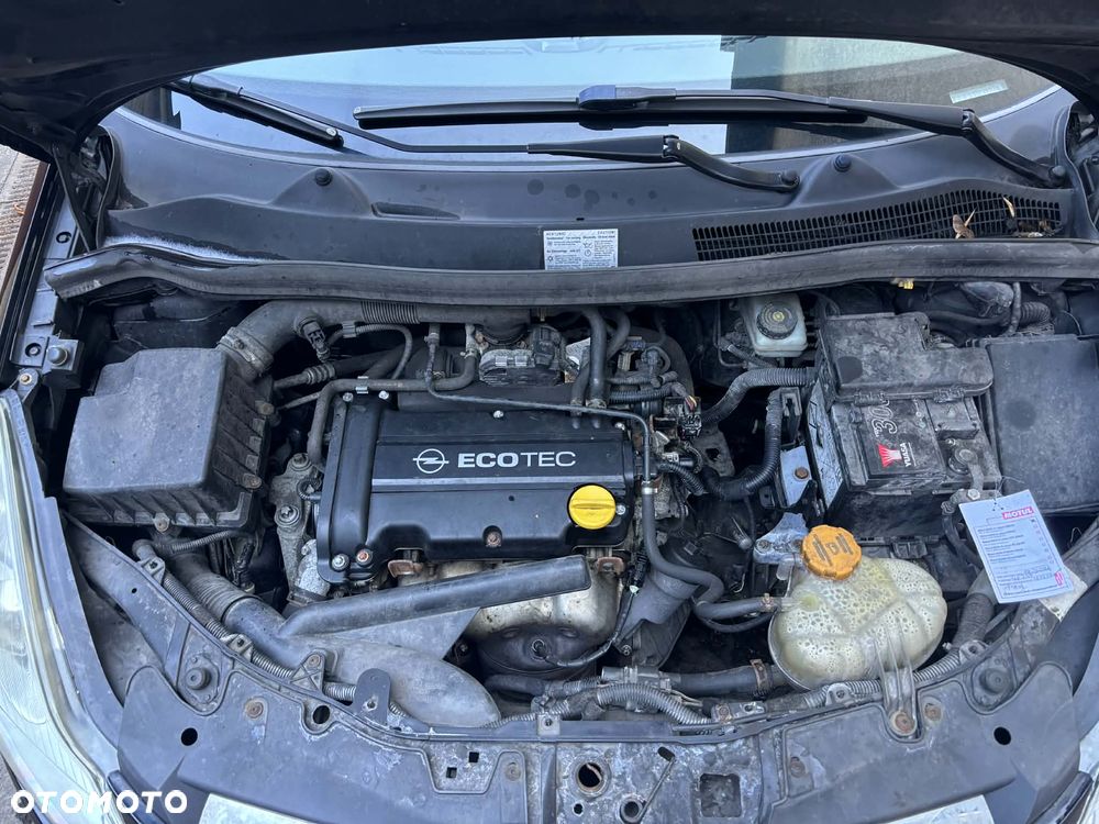 Opel Corsa 1.4 16V Enjoy - 16