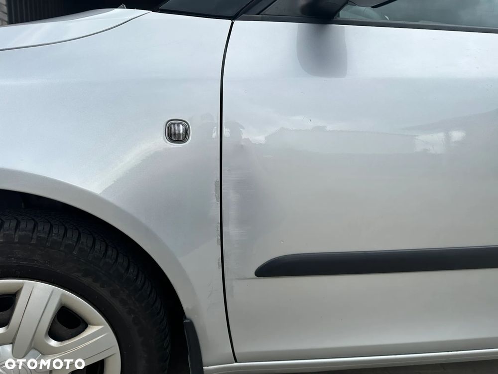 Skoda Fabia 1.4 16V Active - 13
