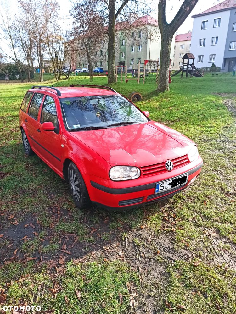 Volkswagen Golf - 3