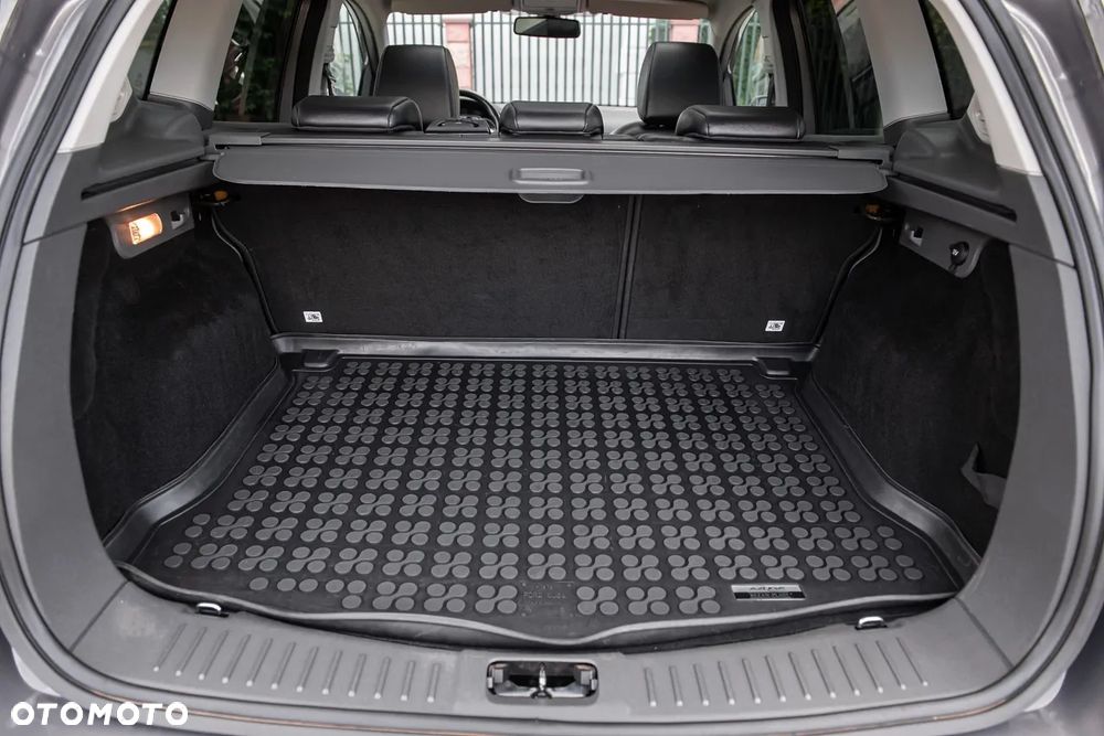 Ford Kuga 2.0 TDCi 4WD Titanium Plus - 29