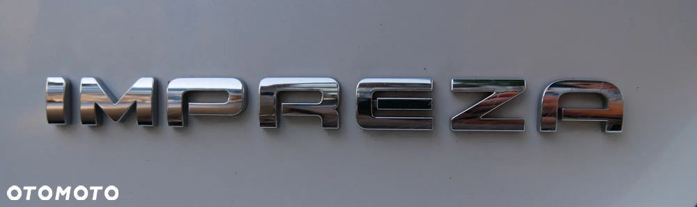 Subaru Impreza 2.0 RS - 25