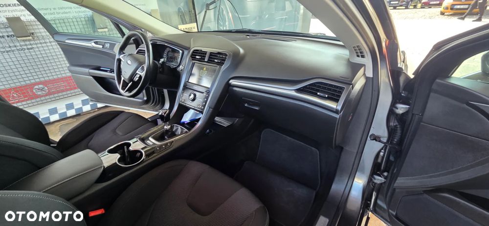 Ford Mondeo 2015