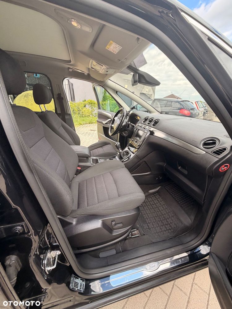 Ford S-Max 2.0 TDCi DPF Titanium - 13