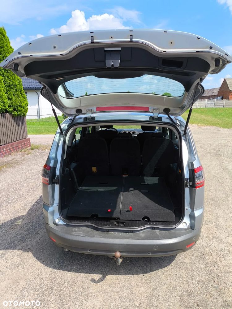 Ford S-Max - 10