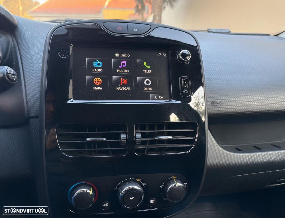 Renault Clio Sport Tourer 1.5 dCi Dynamique S - 14