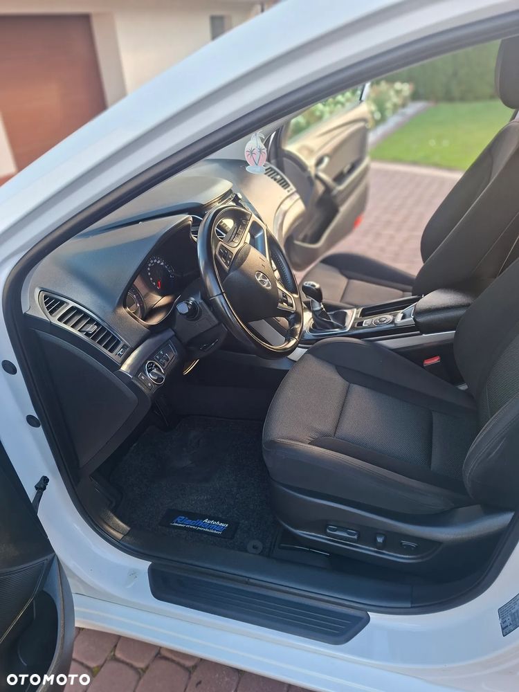 Hyundai i40 - 23