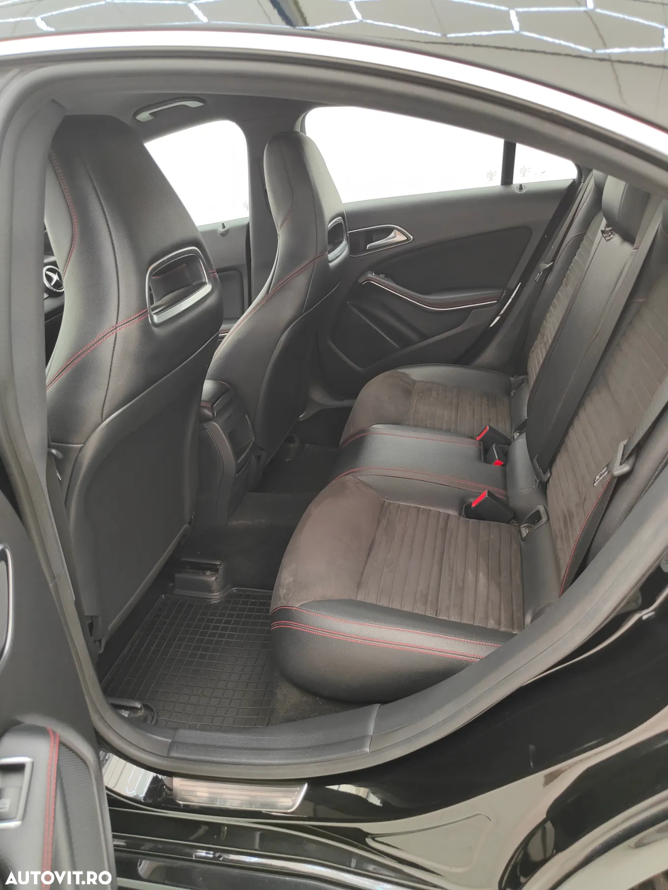 Mercedes-Benz CLA 200 AMG Line - 19