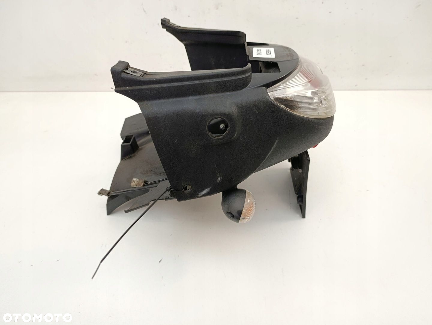 PEUGEOT TKR 50 OGON ZADUPEK  LAMPA  KIERUNKOWSKAZY TYŁ - 3