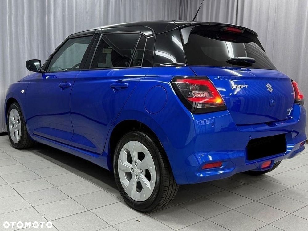 Suzuki Swift 1.2 Dualjet SHVS Premium Plus CVT - 5