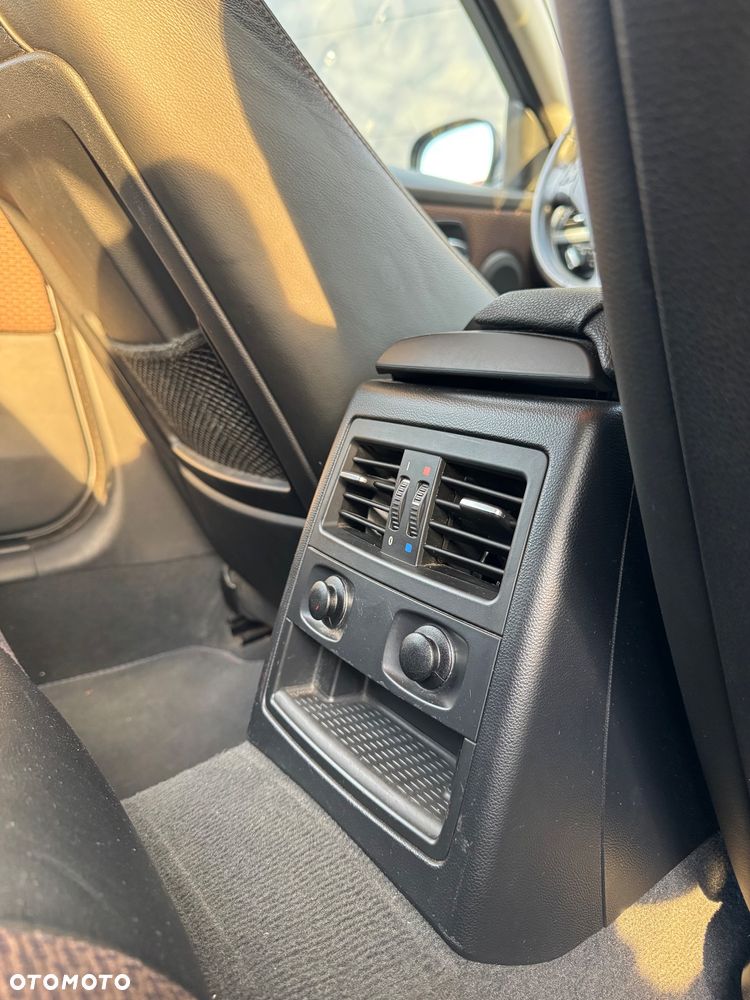 BMW Seria 3 320d DPF - 21