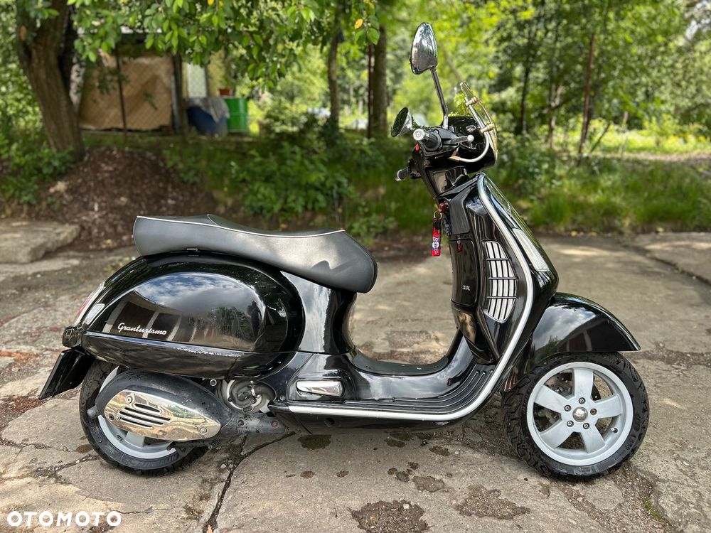 Vespa Grantourismo - 2