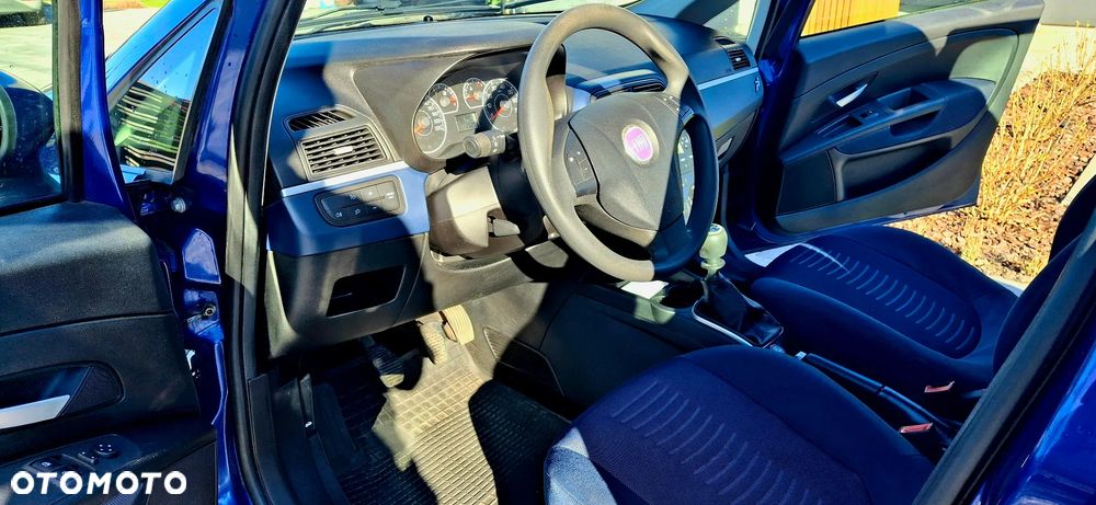Fiat Punto 1.2 8V - 11