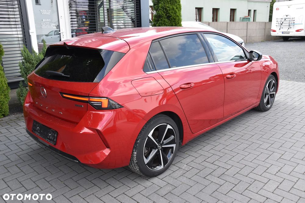 Opel Astra 1.6 T Plug-in Hybrid Elegance - 9