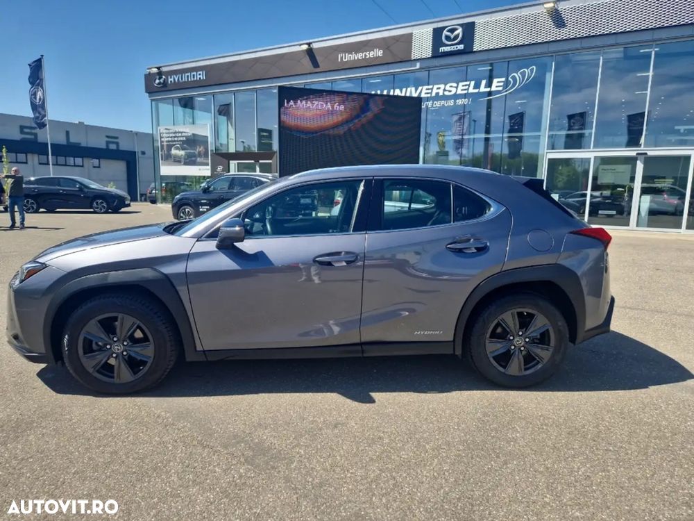 Lexus UX 250h E-FOUR Luxury ML - 8