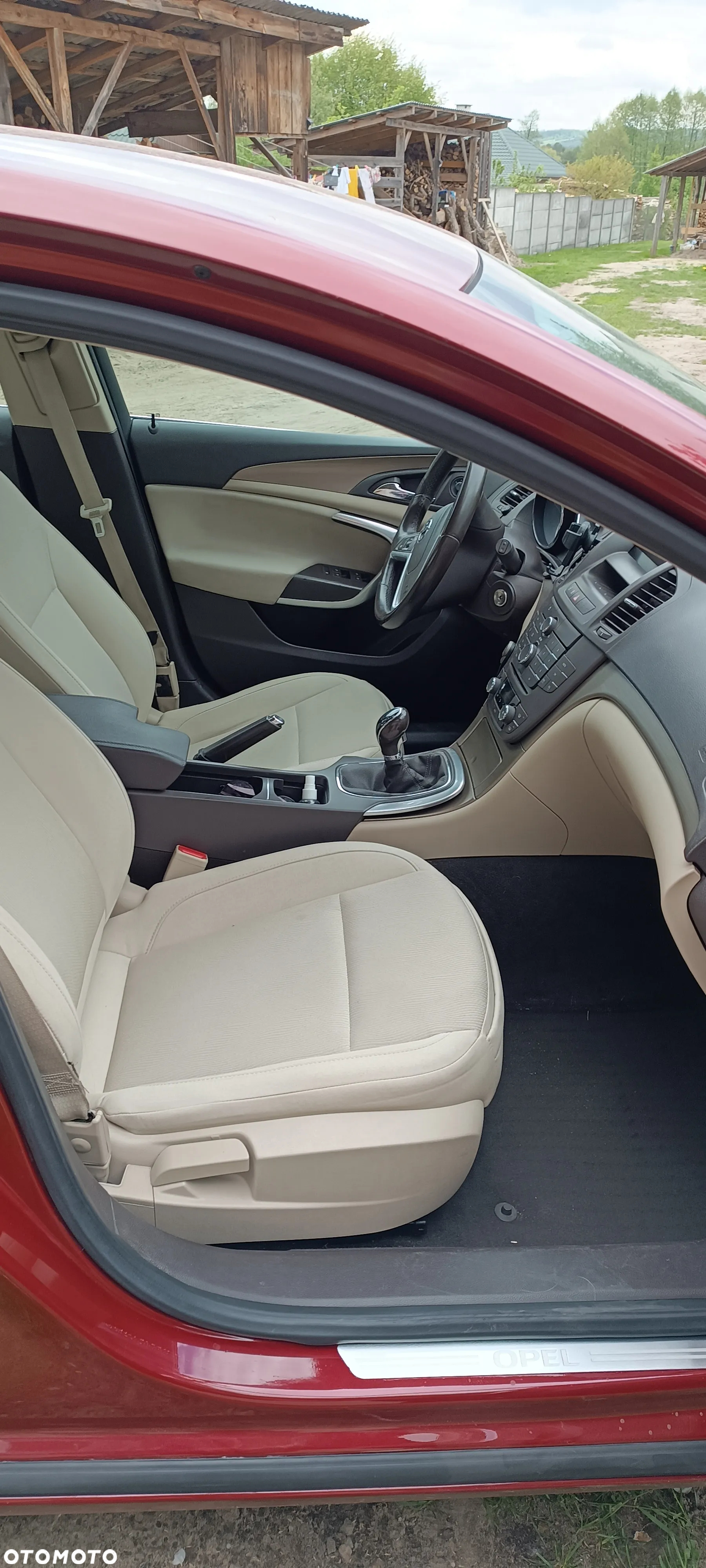 Opel Insignia 1.8 - 9