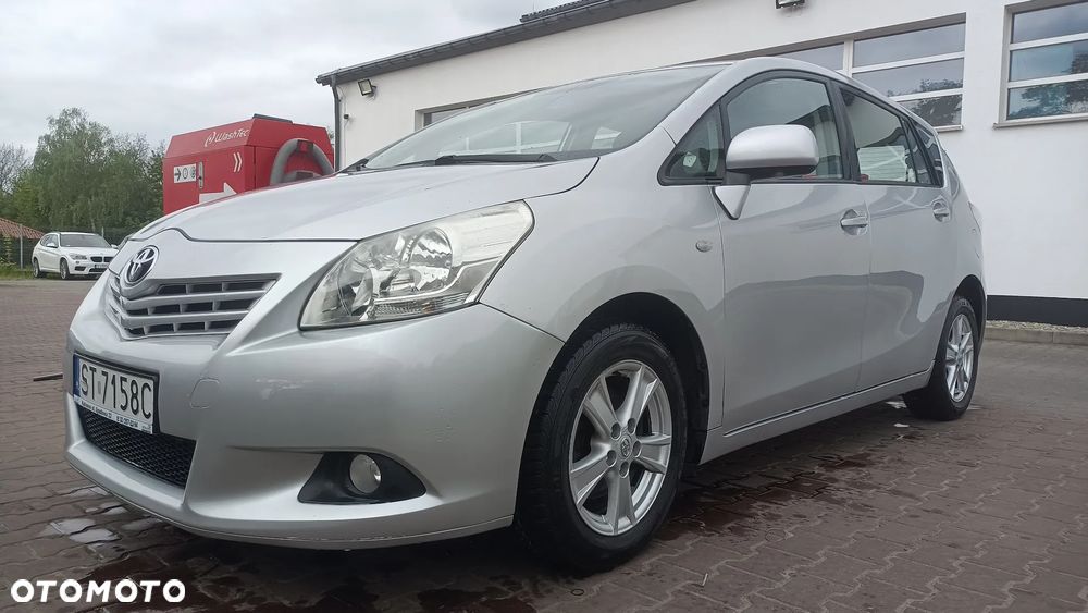 Toyota Verso 2.0 D-4D Luna - 9