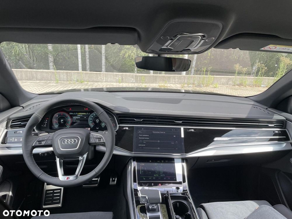 Audi Q8 - 9