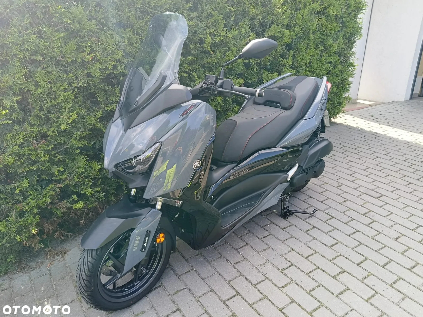 Yamaha X-max - 10