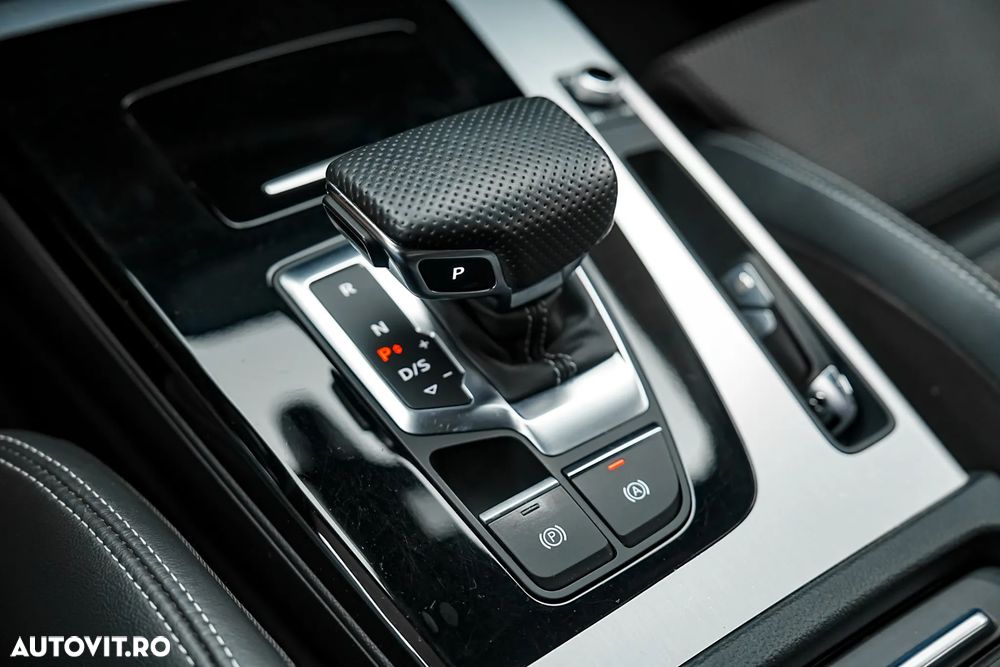 Audi Q5 50 TFSIe quattro S tronic S line - 35
