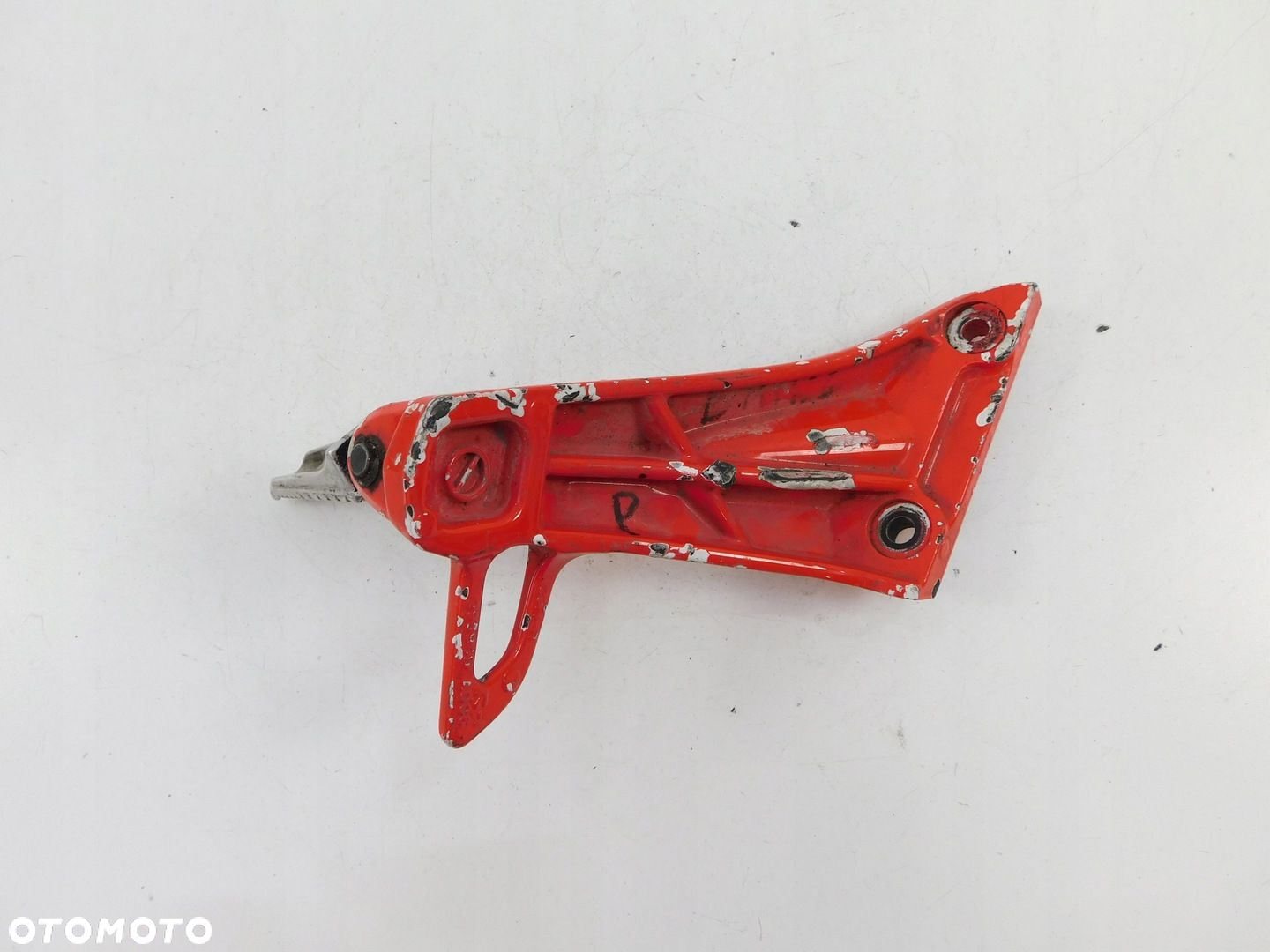 SUZUKI GSX 1300 B-KING SET PODNÓŻEK PASAŻERA PRAWY - 6