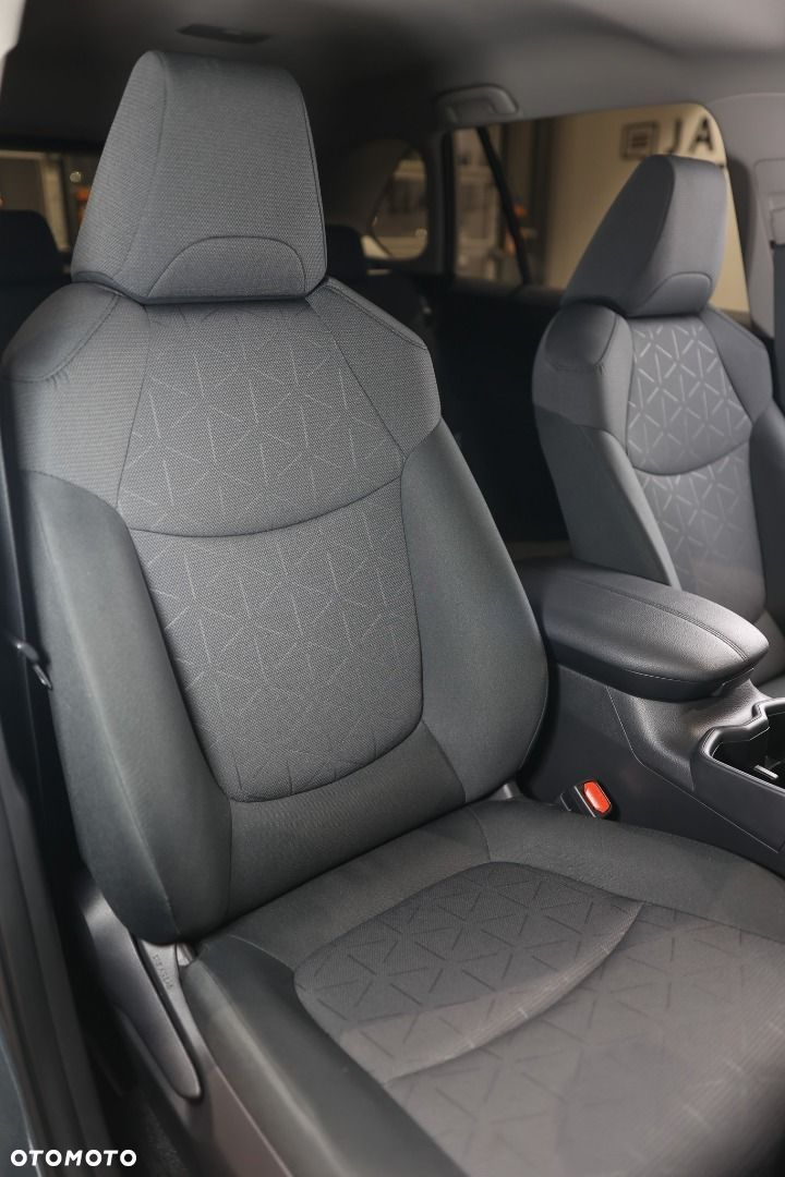 Toyota RAV4 - 20