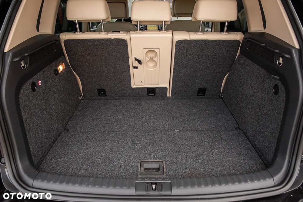Volkswagen Tiguan - 31