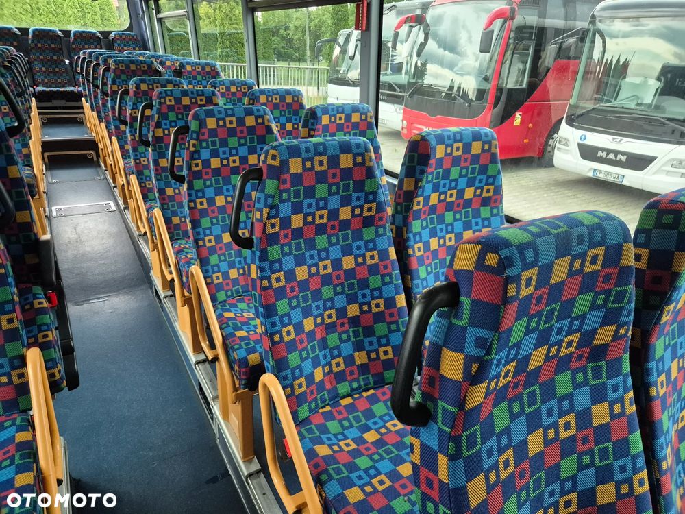 Irisbus RECREO / SPROWADZONY / MANUAL / EURO 5 - 26