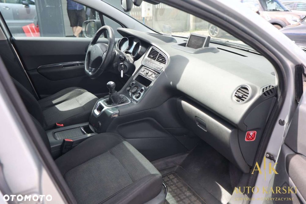 Peugeot 5008 - 6