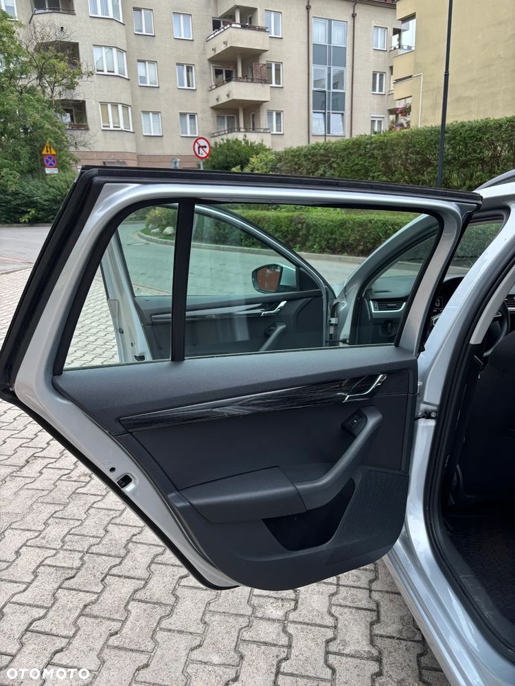 Skoda Octavia 1.5 TSI GPF ACT Clever - 6