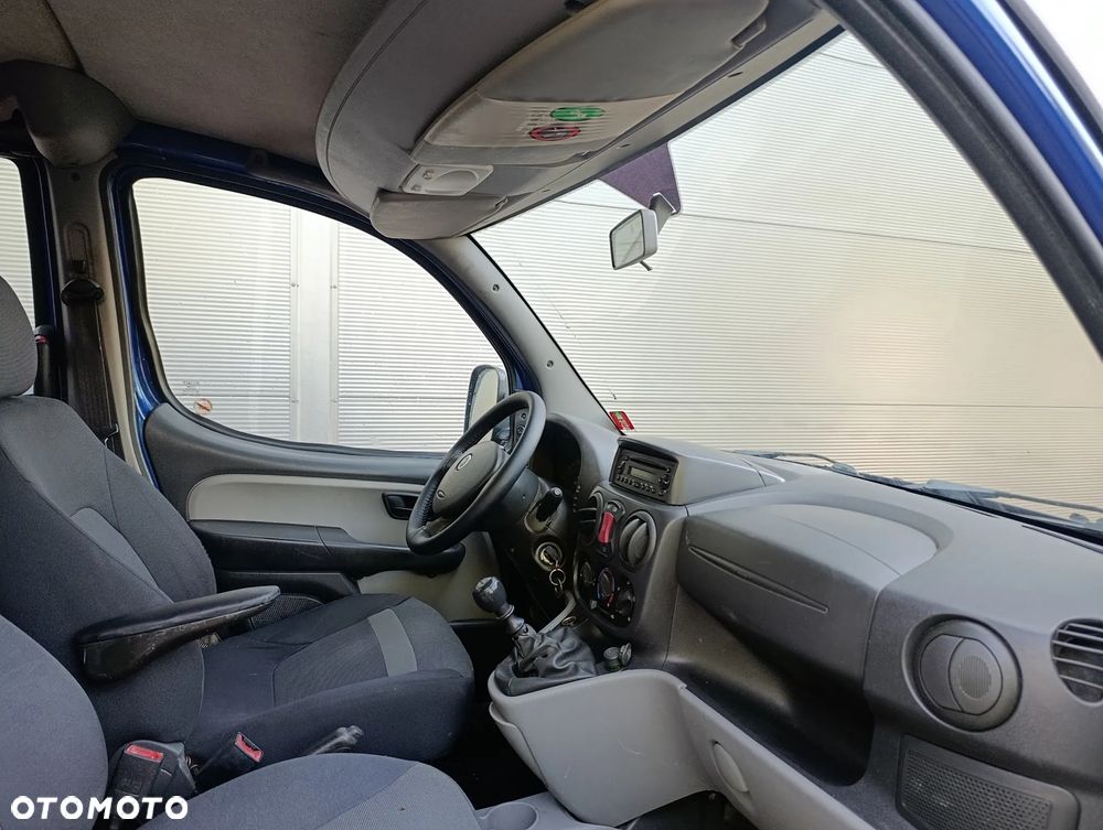 Fiat Doblo 1.4 8V Family - 16