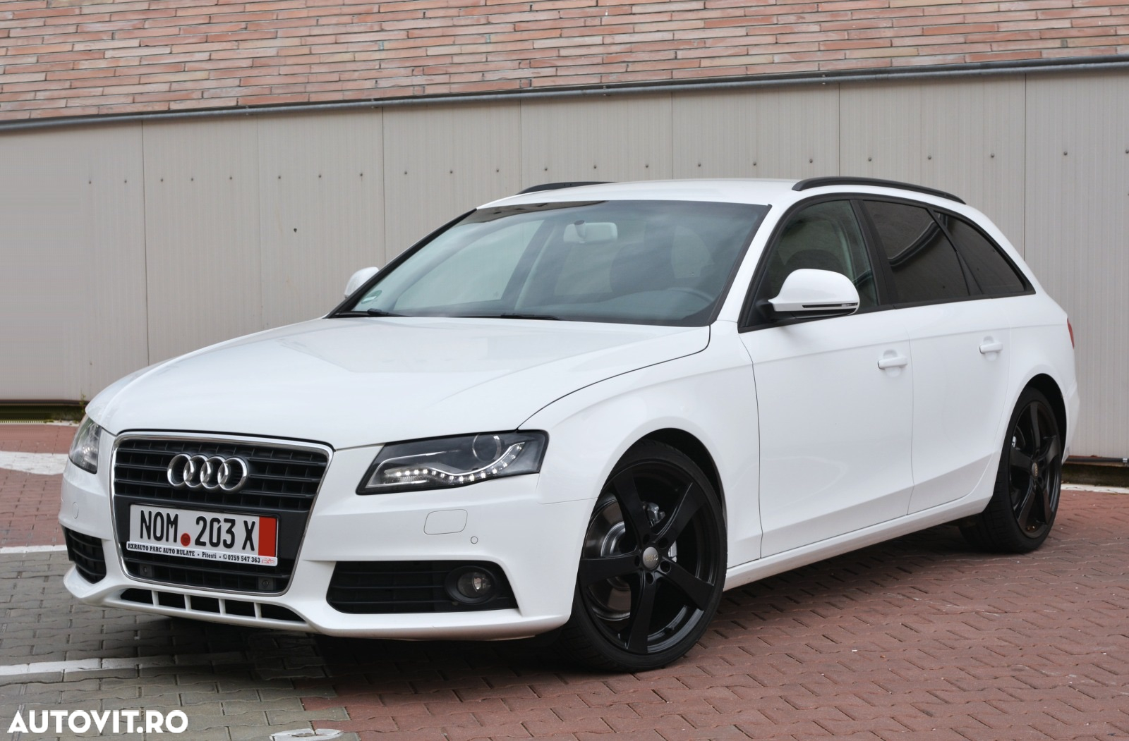 Audi A4 2.0 TDI Avant - 10