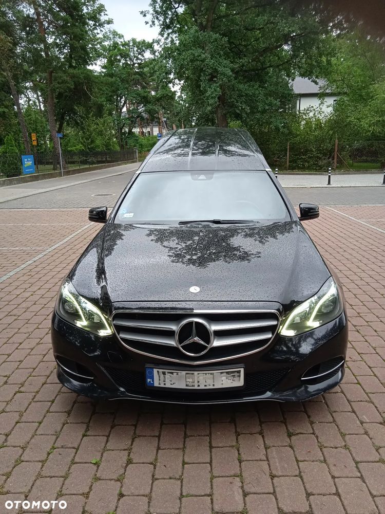 Mercedes-Benz Klasa E - 2