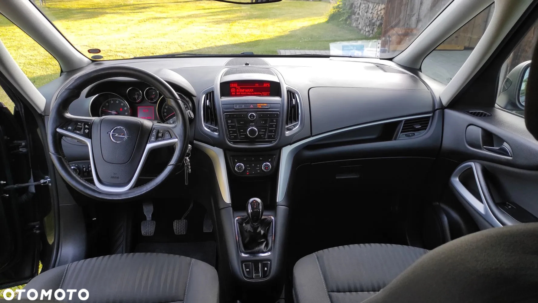 Opel Zafira - 9