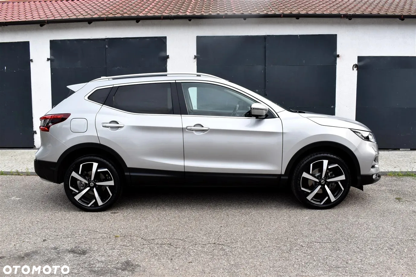 Nissan Qashqai 1.3 DIG-T ZAMA - 5