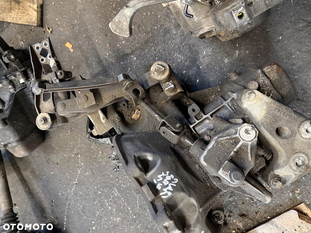 Skrzynia biegów 55355489 Opel MERIVA 1.4 - 3