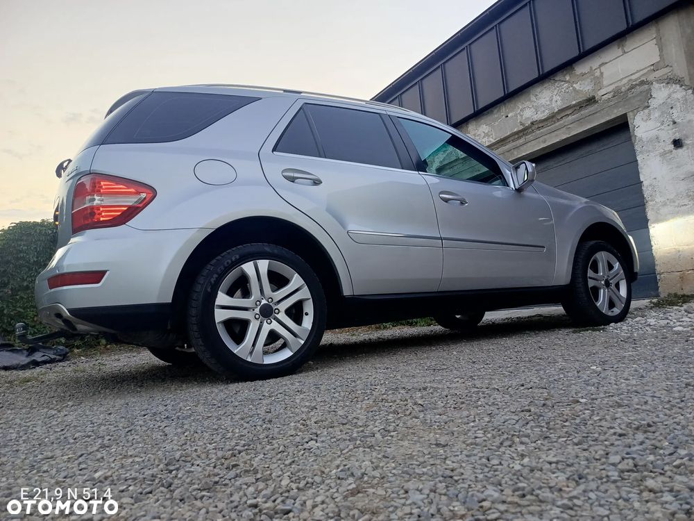 Mercedes-Benz ML 350 CDI 4Matic 7G-TRONIC DPF Grand Edition - 4