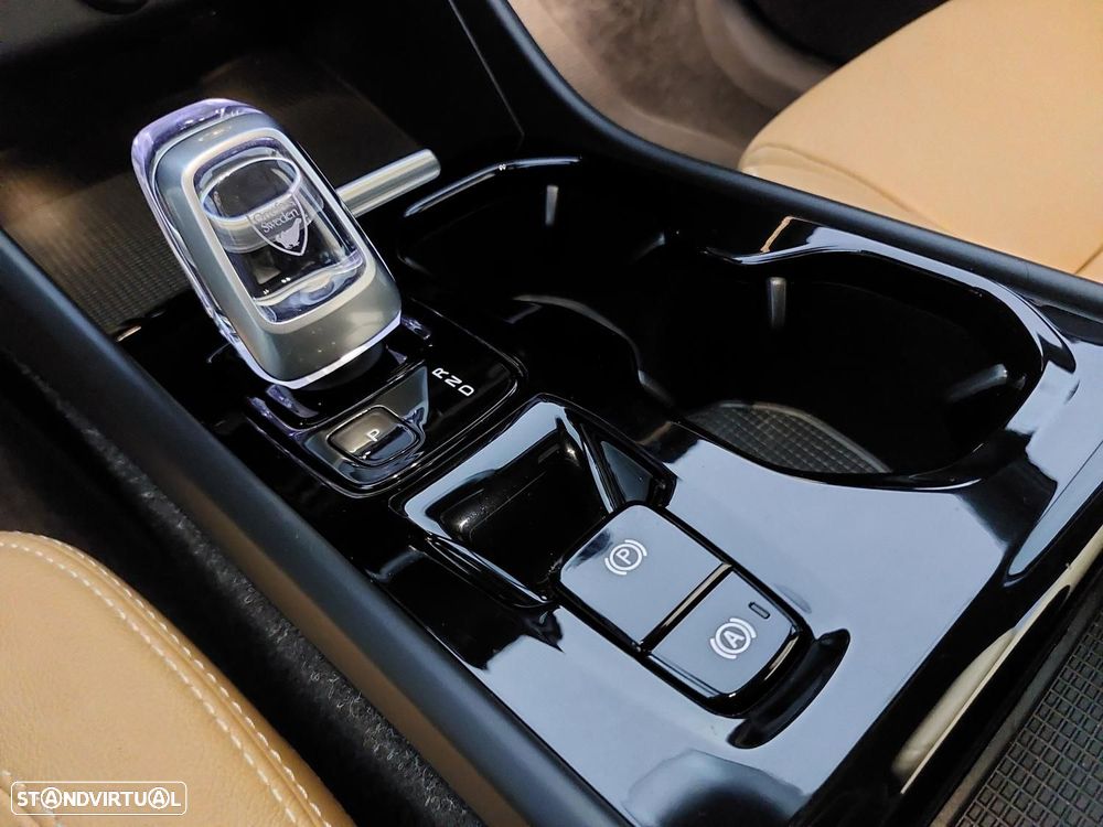 Volvo XC 40 1.5 T5 PHEV Inscription - 46