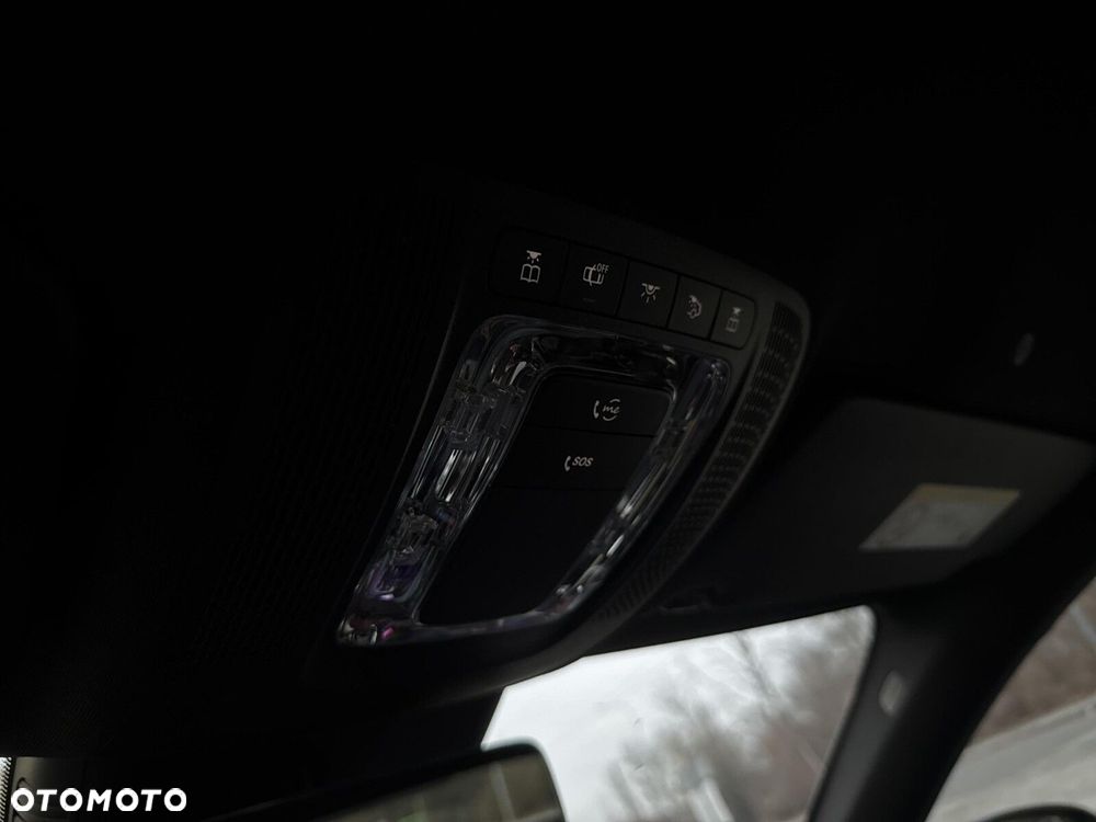 Mercedes-Benz CLA 180 Progressive 7G-DCT - 23