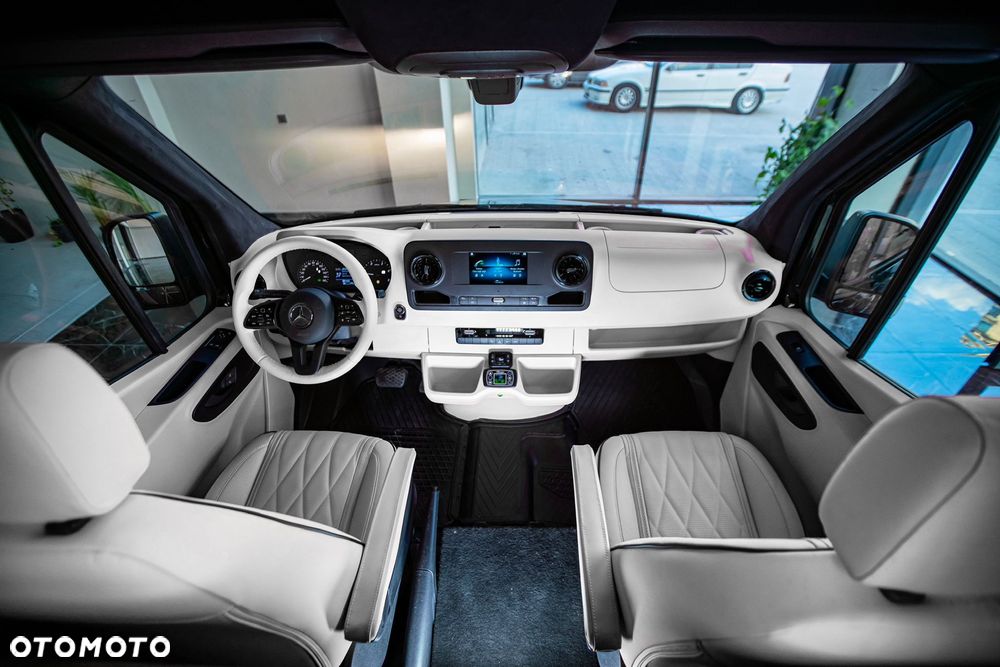 Mercedes-Benz Sprinter - 3