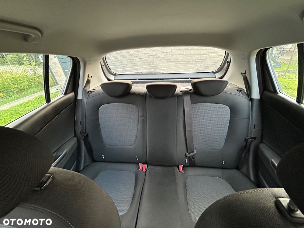 Hyundai i20 1.1 CRDi Comfort - 9