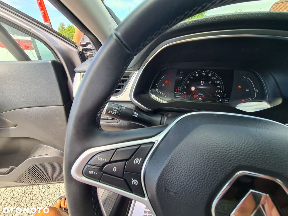 Renault Captur 1.3 TCe mHEV Intens - 21