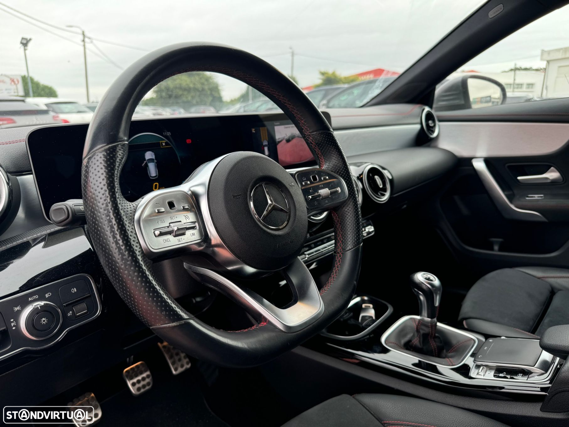 Mercedes-Benz CLA 180 d Shooting Brake AMG Line - 6